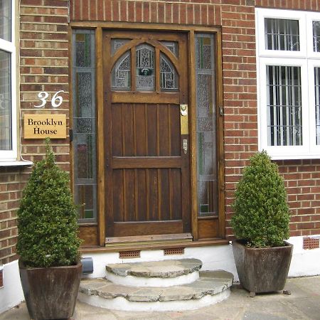 Brooklyn House Hotel Barnet Luaran gambar