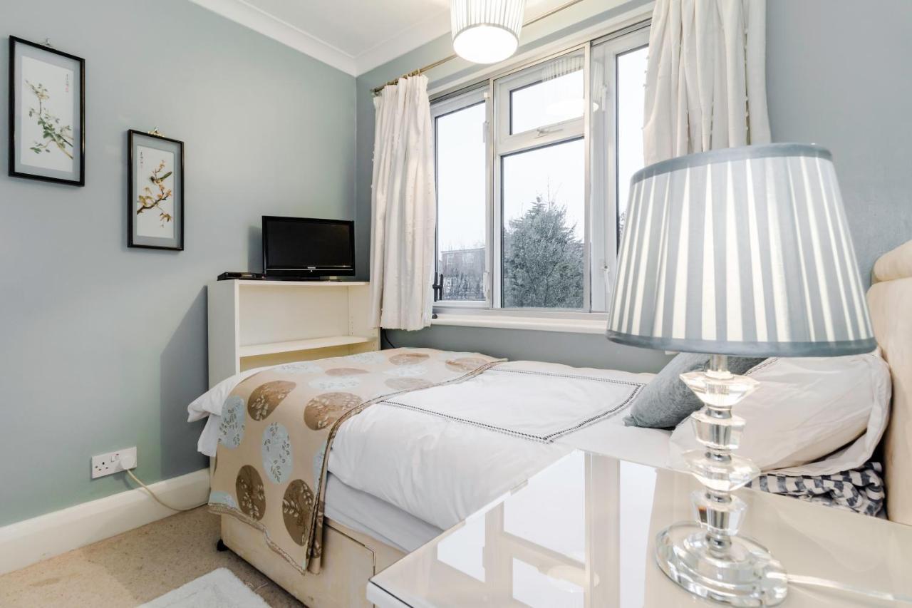 Brooklyn House Hotel Barnet Luaran gambar